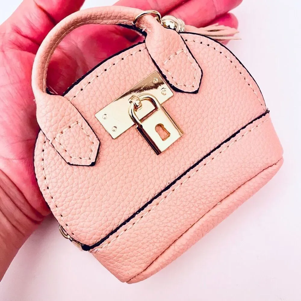 NWT Gorgeous Pink Pu Leather Purse Bag Charm Lobster Keyring Keyholder Keyring